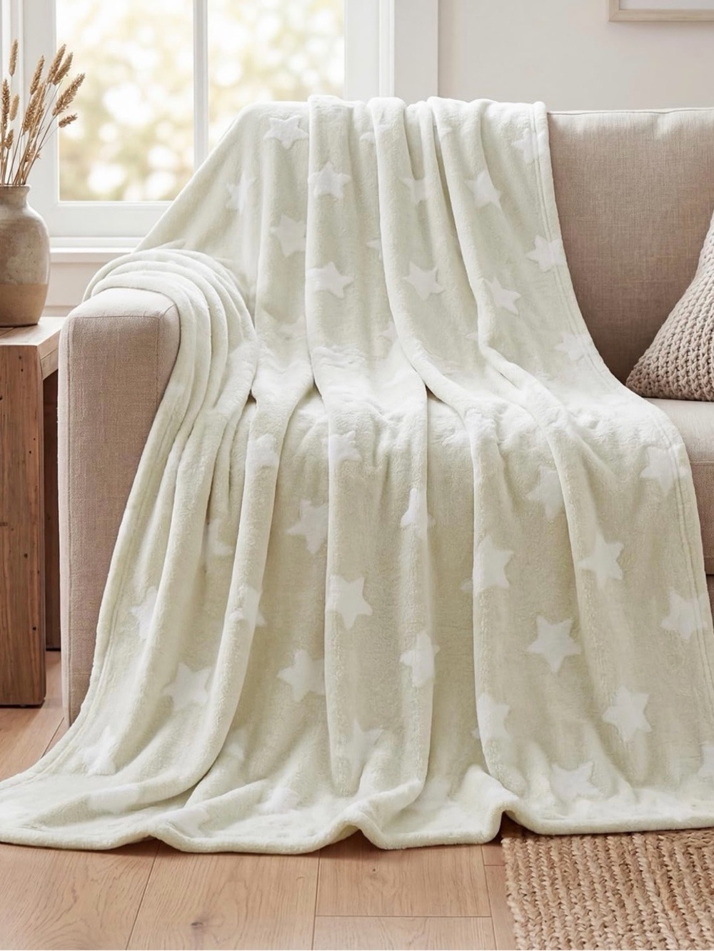 Plush Star Pattern Throw Blanket - Cream